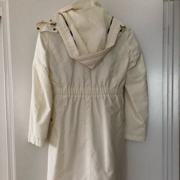 NWT Burberry Trench Coat - Picture 8 of 8